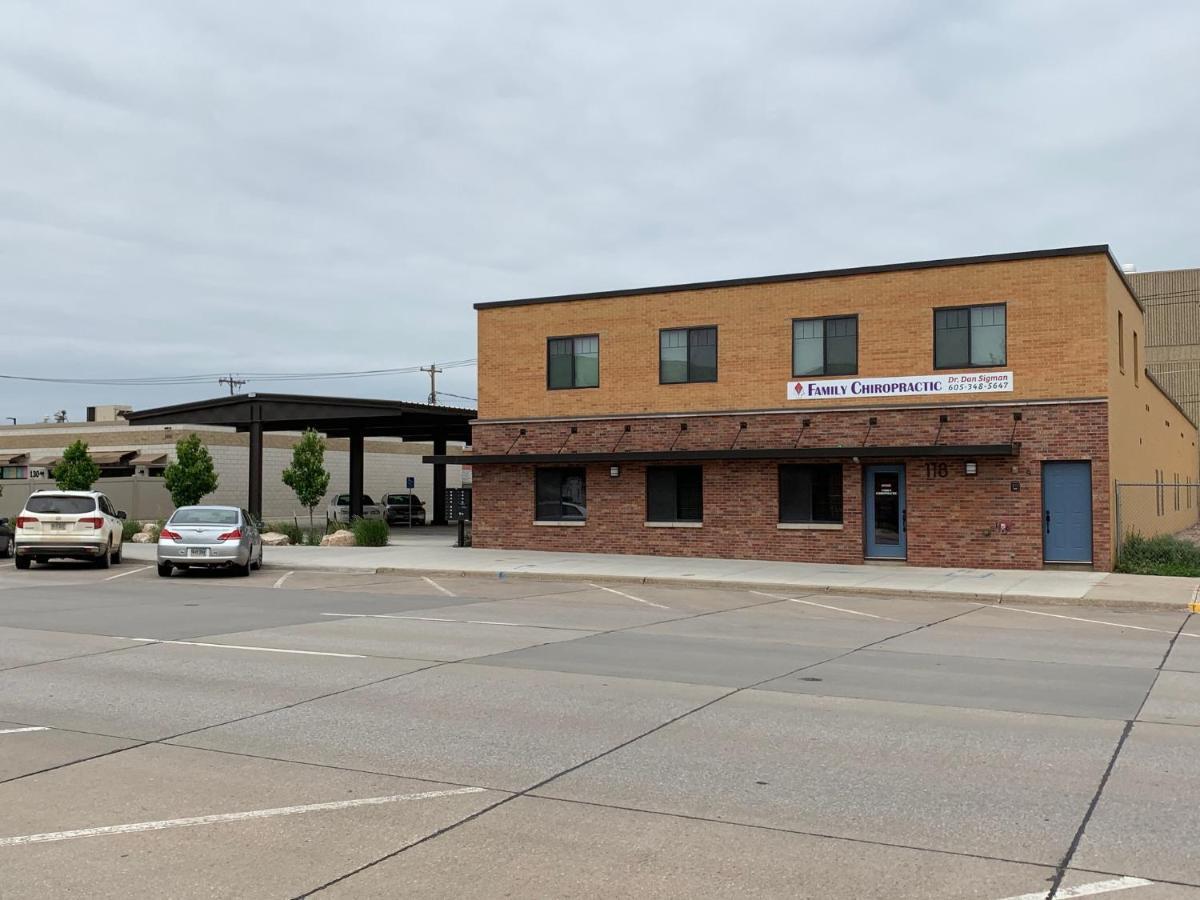 Your Downtown Rapid City Base Camp! Buitenkant foto